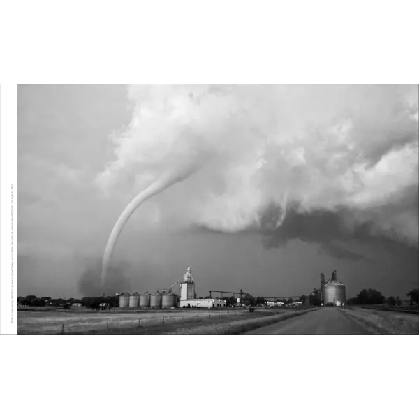 Storm. Chasing Nature's Wildest Weather