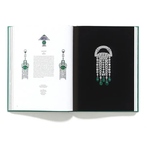 Emerald . Twenty-one Centuries of Jewelled Opulence and Power