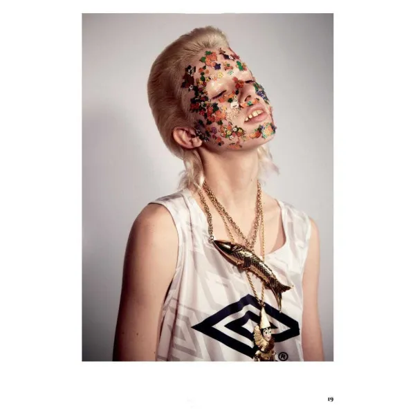 Anti-Glossy : Fashion Photography Now