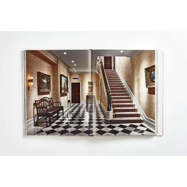 Life at the Top : New York's Most Exceptional Apartment Buidings