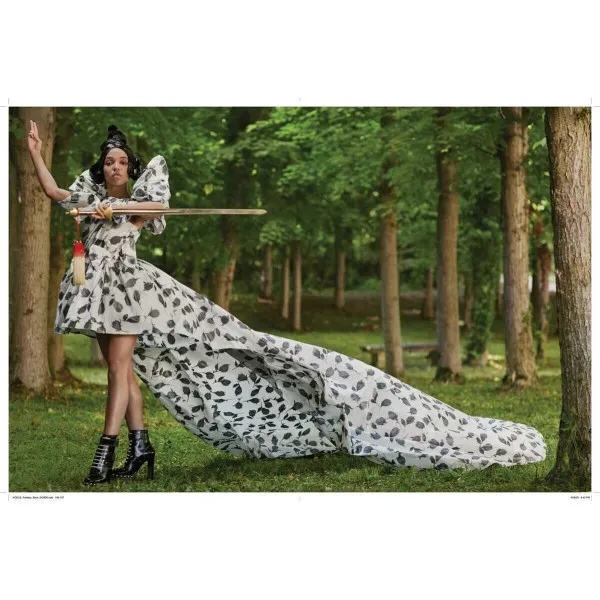 Vogue. Fantasy & Fashion
