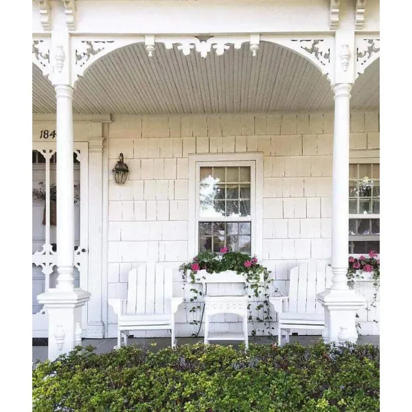 Walk With Me: Hamptons