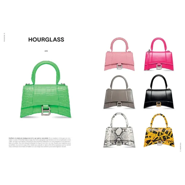 The Handbag Book: 400 Designer Bags That Changed Fashion
