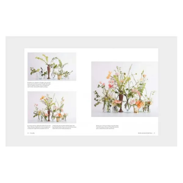Living with Flowers : Blooms & Bouquets for the Home