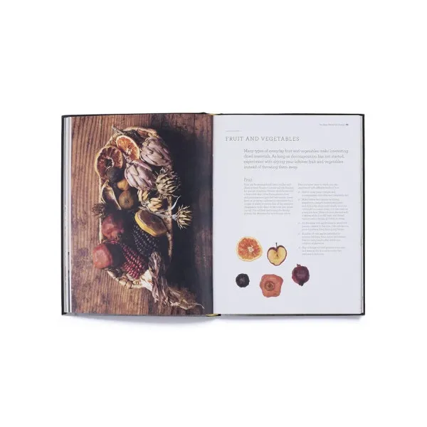Cut & Dry . The Modern Guide to Dried Flowers from Growing to Styling