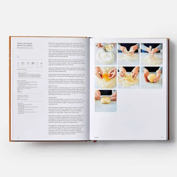 The Italian Bakery . Step-by-Step Recipes with the Silver Spoon