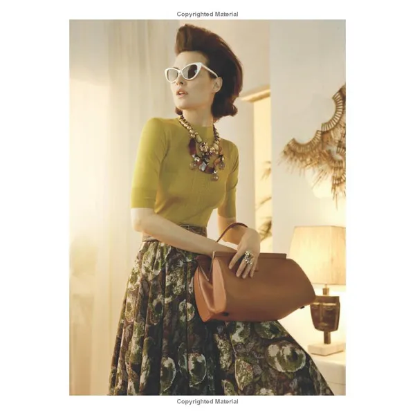 Vogue Essentials: Handbags