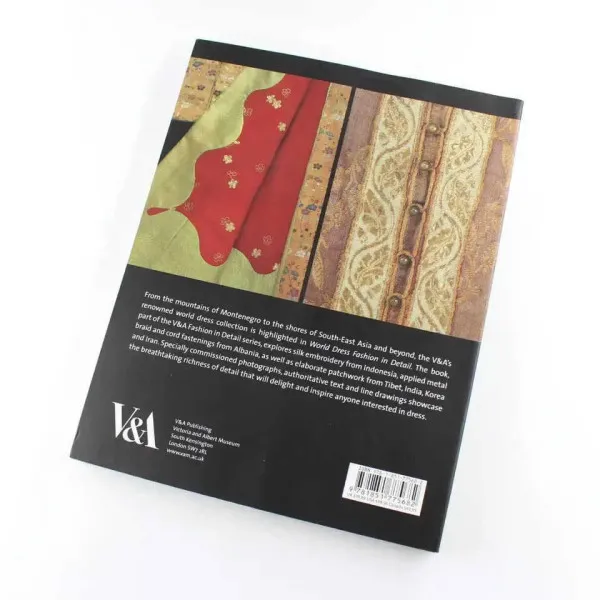 World Dress Fashion in Detail