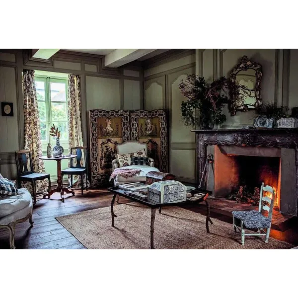 A Year in the French Style. Interiors and Entertaining by Antoinette Poisson