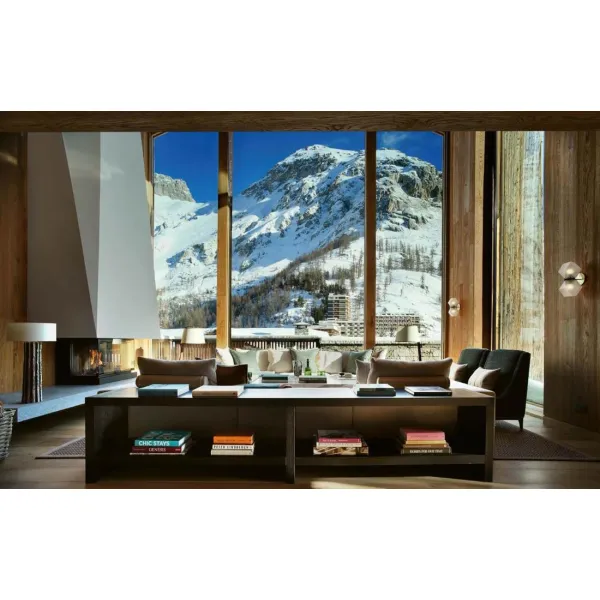 Alpine Elegance: High-End Mountain Homes