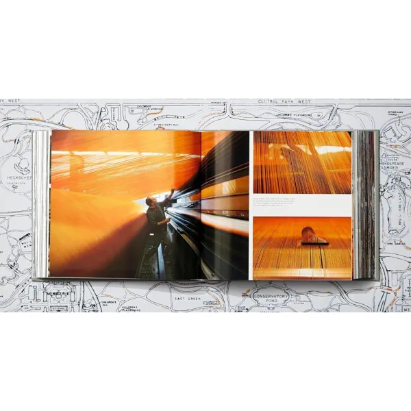 Christo and Jeanne-Claude. The Gates (під замовлення)