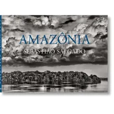 Sebastiao Salgado. Amazonia