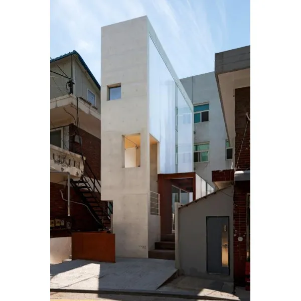 Vertical Living . Compact Architecture for Urban Spaces