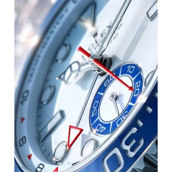 The Watch Book Rolex: 4th Revised Edition