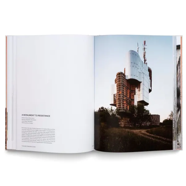 Concrete, mon amour: The Raw Imprint of Modernism