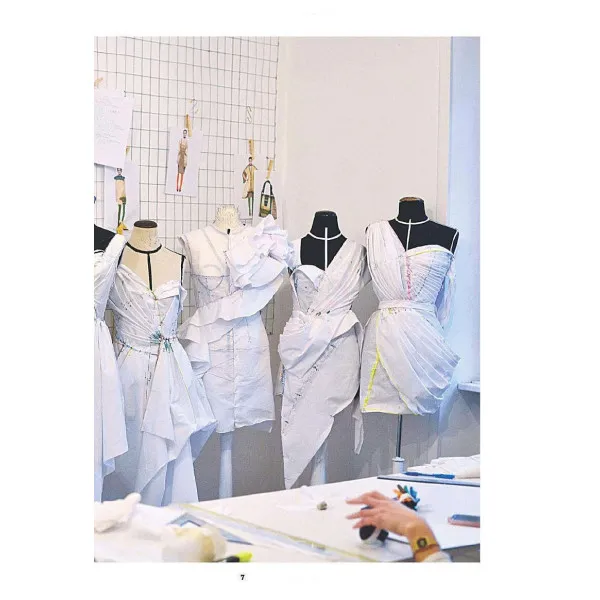 Fashion Draping Techniques Vol.1. A Step-by-Step Basic Course. Dresses, Collars, Drapes, Knots, Basic and Raglan Sleeves