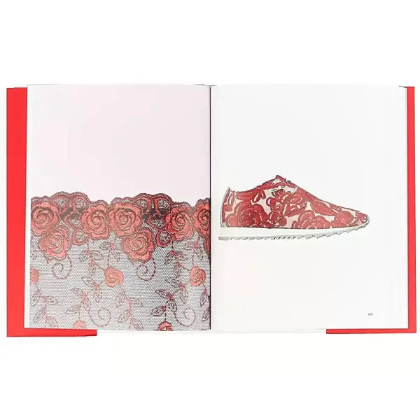 Italian Shoes : A Tribute to an Iconic Object