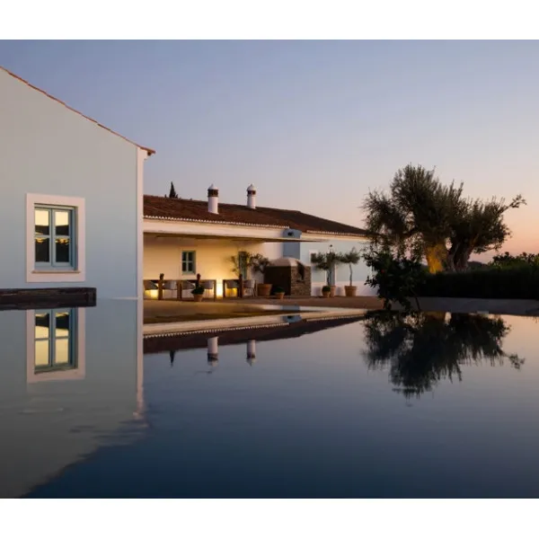 150 Hotels You Need to Visit before You Die